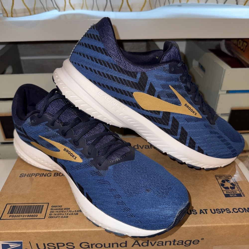 Brooks Launch 6 Mens Running Shoes Low Top Size 13 Peacoat/Blue/Gold Worn Twice